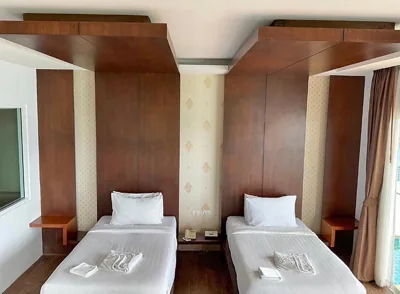 Luxury Twin Room Sea View with Pool — Phi Phi Cliff Beach Resort