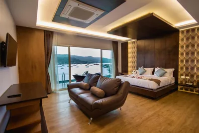 Phi Phi Cliff Beach Resort – Photos 2